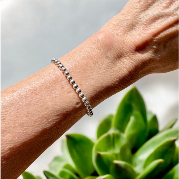 Bracelet Sterling silver beads stretch, stretchy .925 waterproof wear in shower - Picture 2 of 4